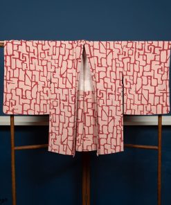 Haori da donna in seta rosa con decorazione geometrica